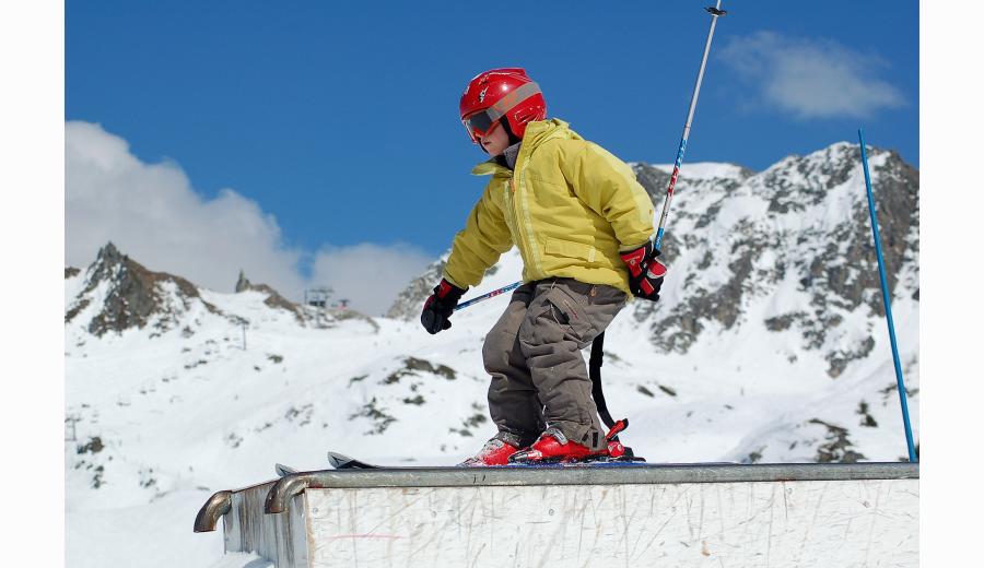 Enfant-snowpark-bs-1504979061-.jpg Skier-intelligent Smart-skiing