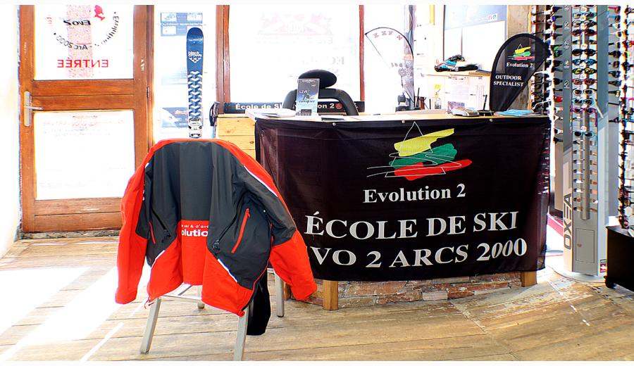  Ecole de ski Evolution 2 Arc 2000